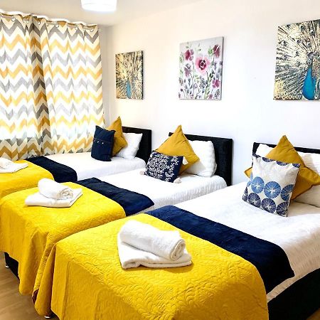 Central London 2 Bedrooms, Seperate Recption, Full Kitchen, Free Parking Eksteriør billede