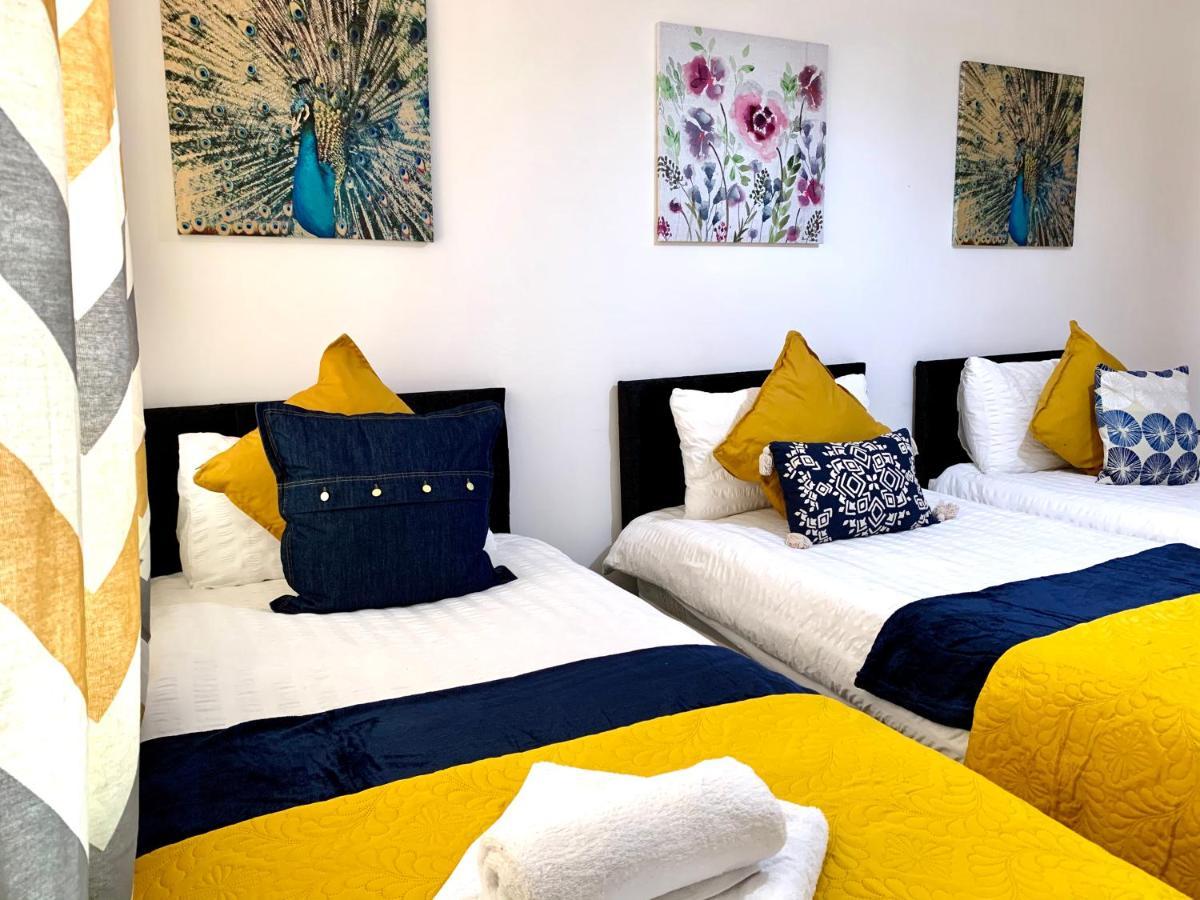 Central London 2 Bedrooms, Seperate Recption, Full Kitchen, Free Parking Eksteriør billede
