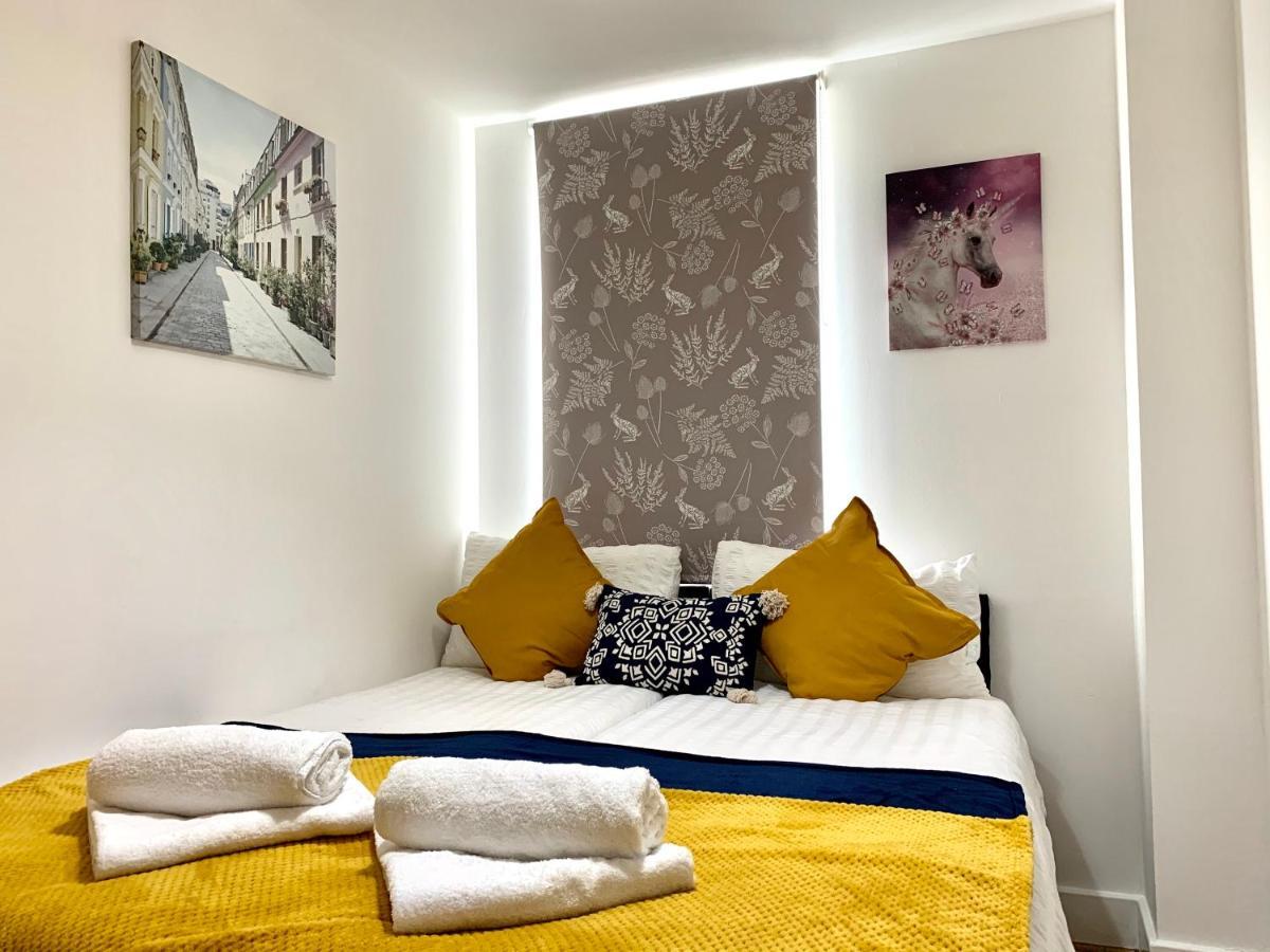 Central London 2 Bedrooms, Seperate Recption, Full Kitchen, Free Parking Eksteriør billede