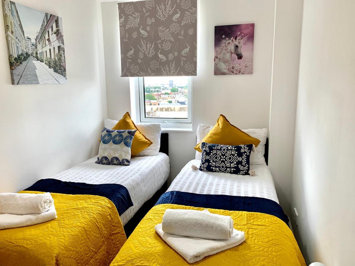 Central London 2 Bedrooms, Seperate Recption, Full Kitchen, Free Parking Eksteriør billede